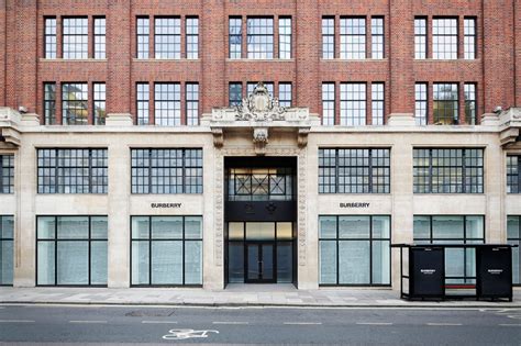 burberry horseferry house horseferry road london sw1p 2aw|Burberry group horseferry house.